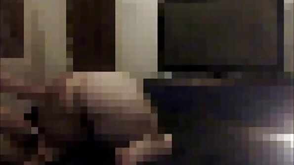 Un bimbo con una bella figa e un culo sexy sta porno scaricabili ricevendo una penetrazione anale
